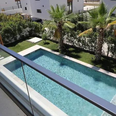 Luxury Level *