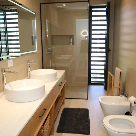 Villa Luxury Level *